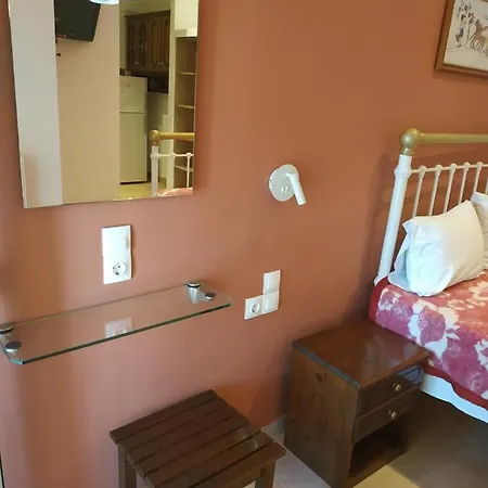 Gerekos Studios And Apartments Agios Georgios  Buitenkant foto