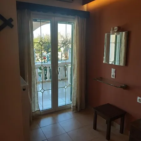 Gerekos Studios And Apartments Agios Georgios  Buitenkant foto