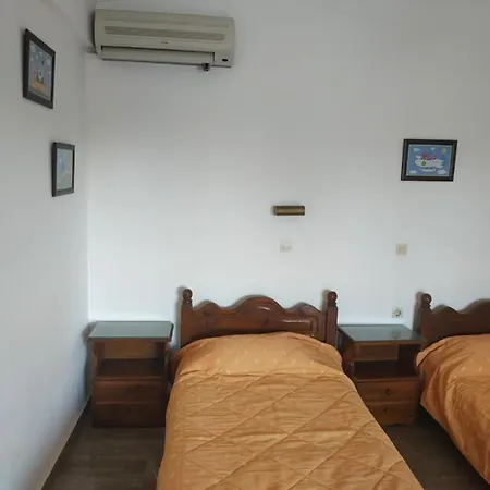 Gerekos Studios And Apartments Agios Georgios  Buitenkant foto