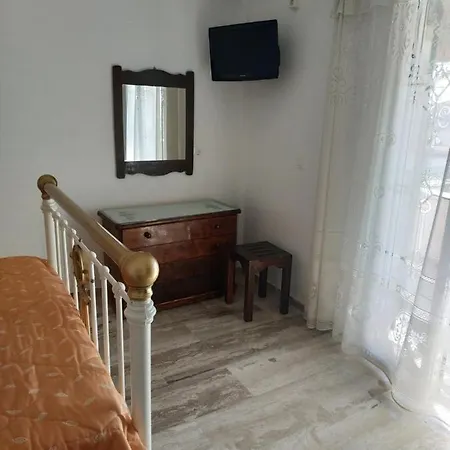 Gerekos Studios And Apartments Agios Georgios  Buitenkant foto