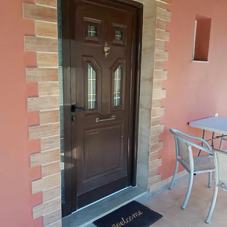 Gerekos Studios And Apartments Agios Georgios  Buitenkant foto